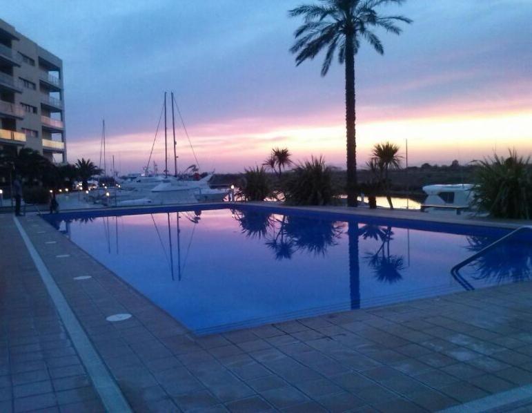 Atico En Port Gran Roses Appartement Buitenkant foto
